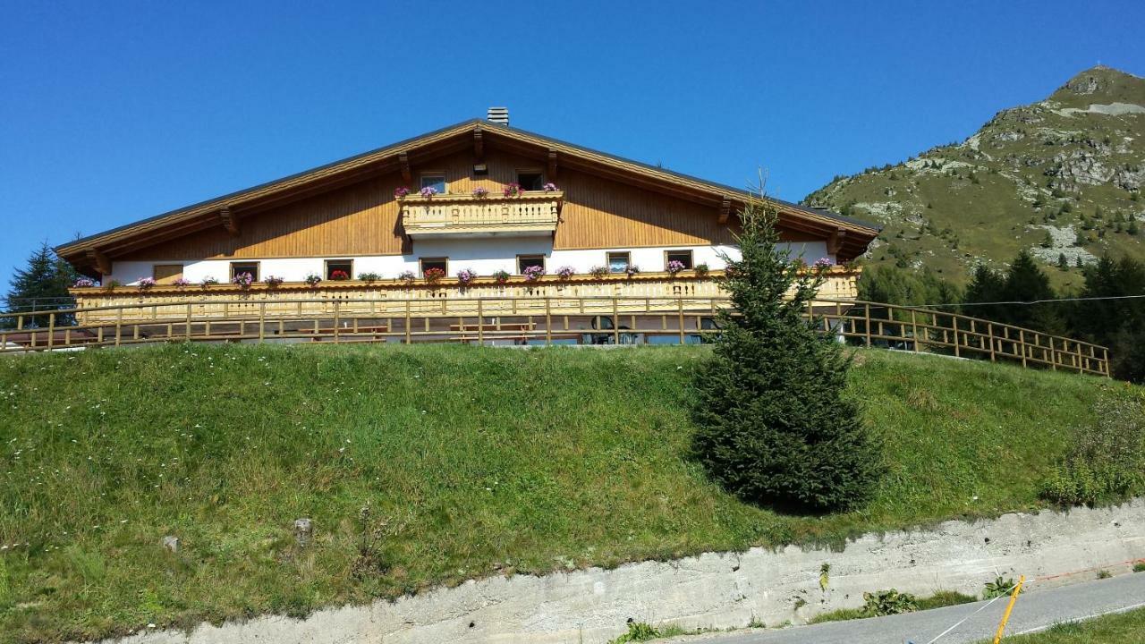 Hotel Belvedere Mountain Experience Monno Esterno foto