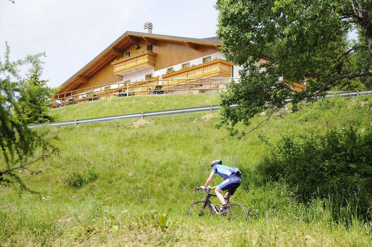 Hotel Belvedere Mountain Experience Monno Esterno foto